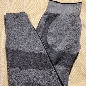 Pink Seamless Leggings